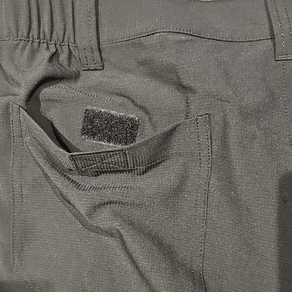 Eddie Bauer Black Flat Front Shorts for Versatile Wear - Picture 8 of 10